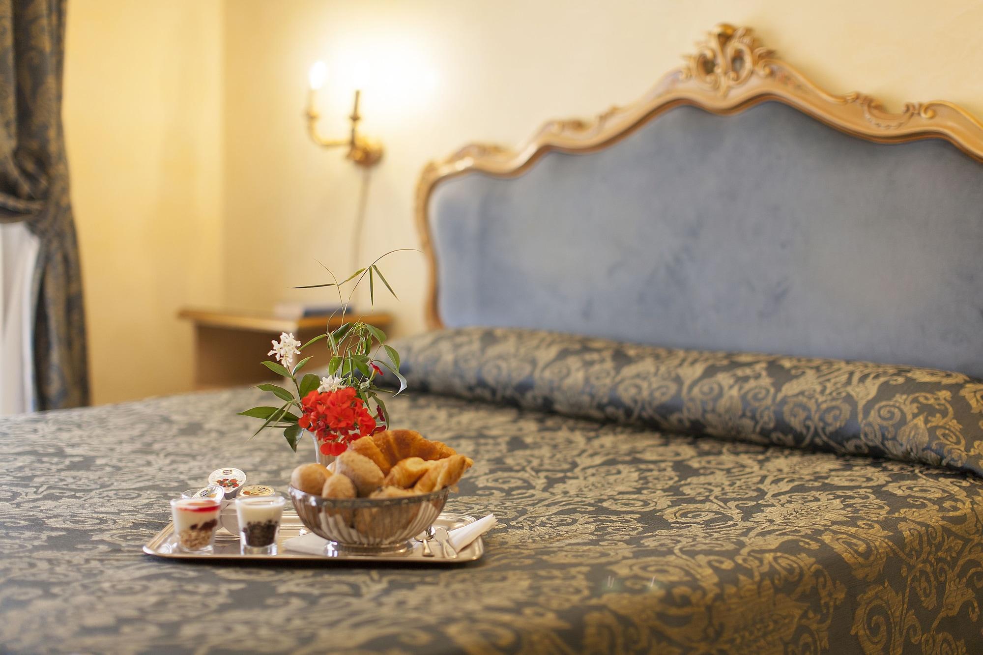 Hotel Rigel Венеция Лидо Екстериор снимка
