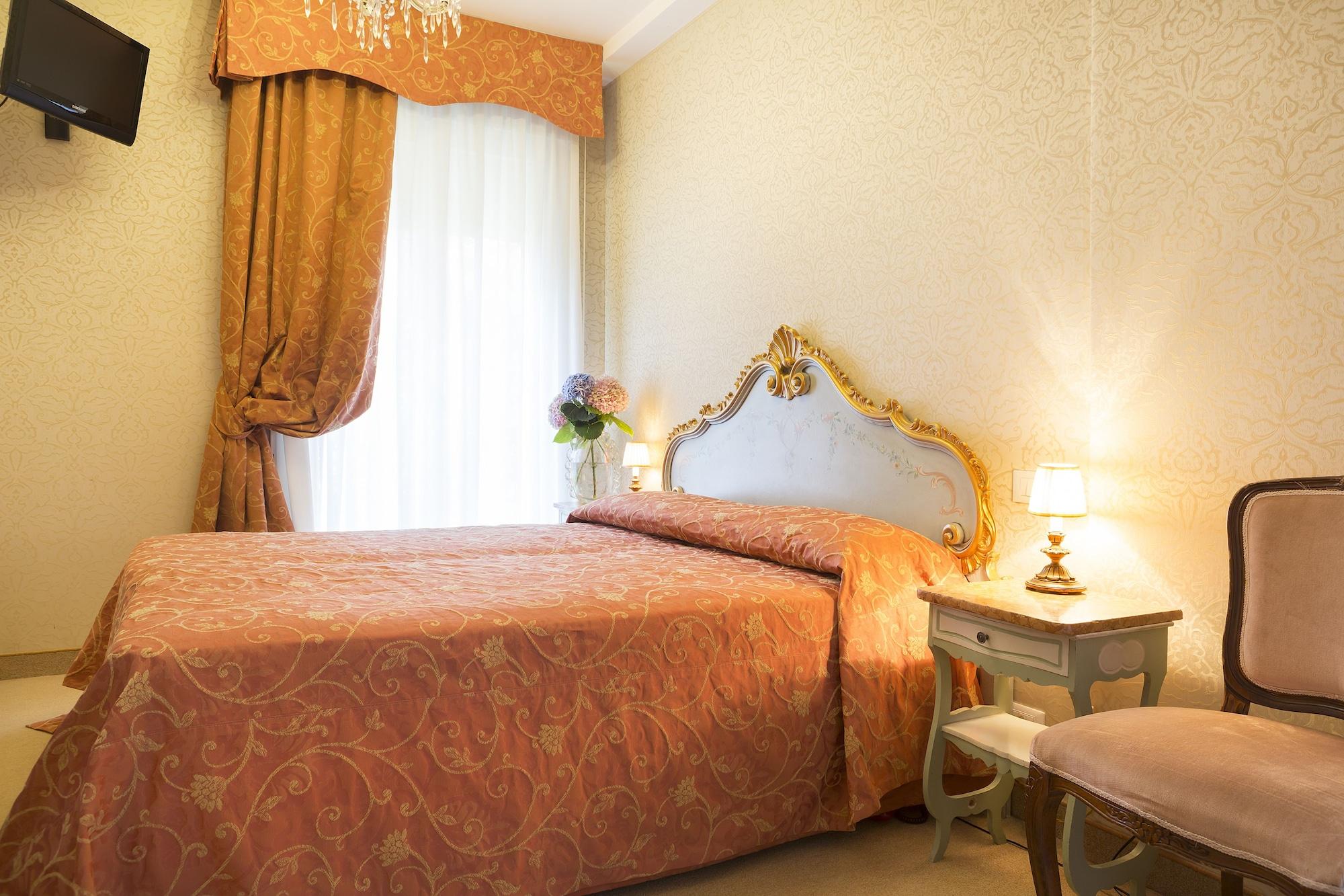Hotel Rigel Венеция Лидо Екстериор снимка