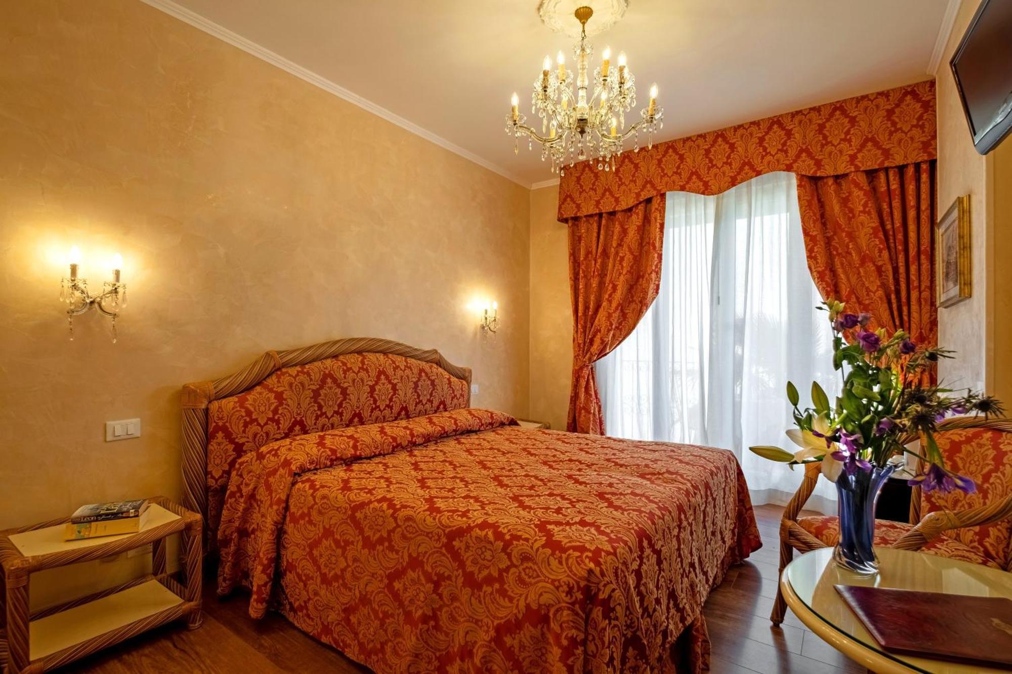 Hotel Rigel Венеция Лидо Екстериор снимка