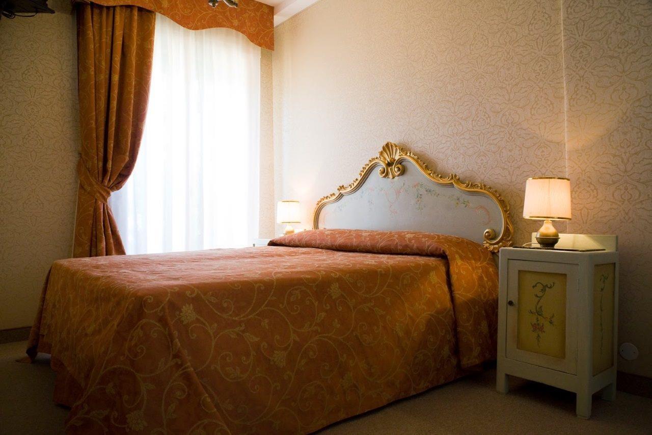 Hotel Rigel Венеция Лидо Екстериор снимка